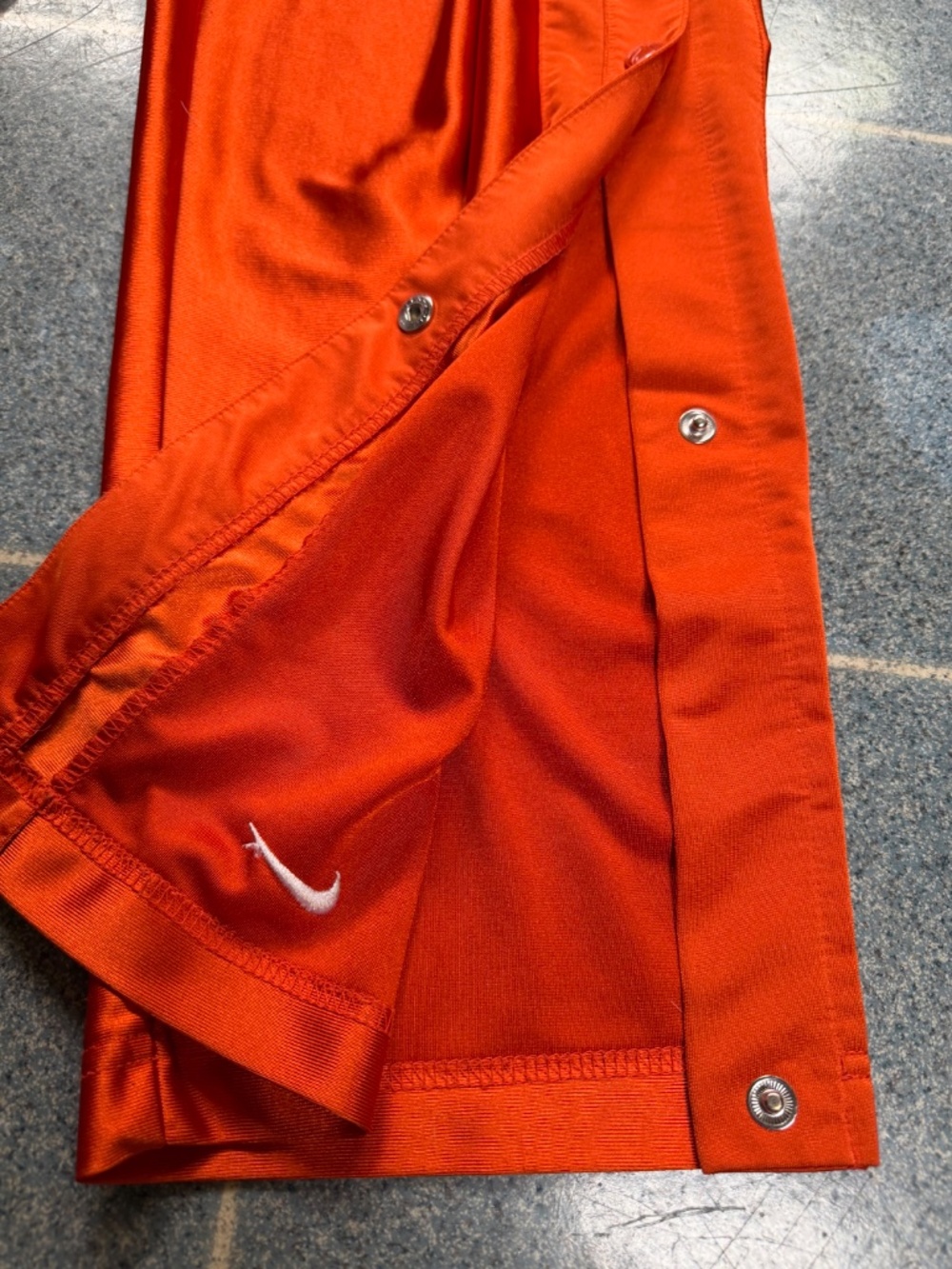 NIKE Vintage Tear-Away Basketball Pants Dazzling Orange Y2K era - Picture 10 of 16